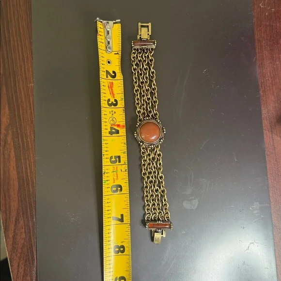 Jewel Kade. Antique-Style Multi-Chain Bracelet with Brown Cabochon - Picture 2 of 3